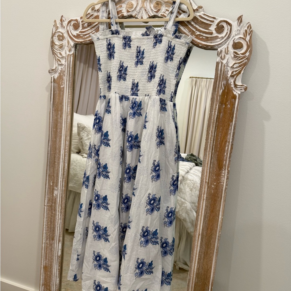THML Blue and White Textured Top
